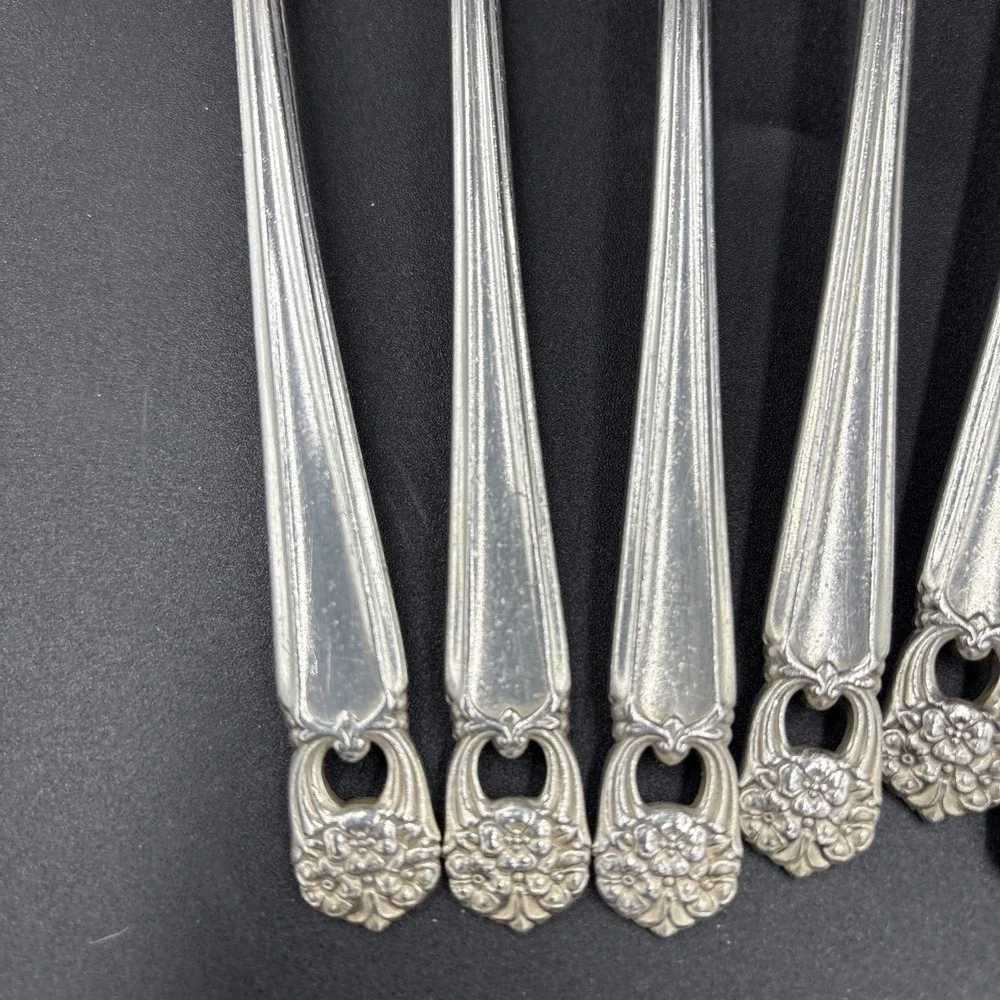1847 Rogers Bros Inter. ETERNALLY YOURS Silverplate 6 DINNER FORKS Silverware